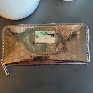 Michael Kors silver wallet